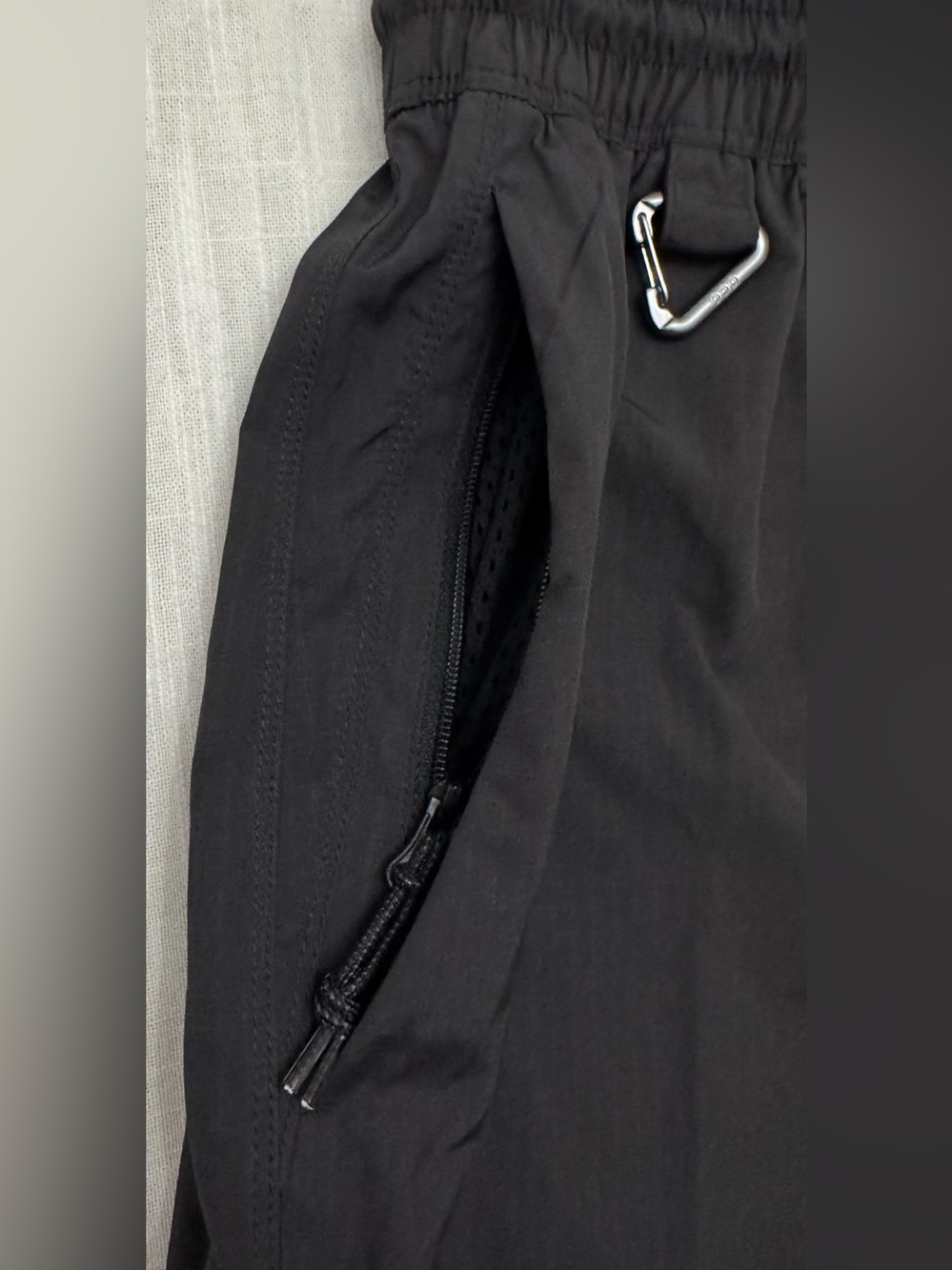 Nike ACG Repel Ripstop Shorts Womens Small Black Loose Fit Mid Rise HJ0263-010 - Picture 15 of 16